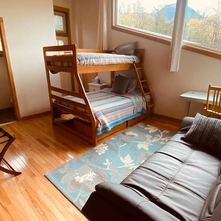Eagle Peak Guesthouse Eagle River Extérieur photo