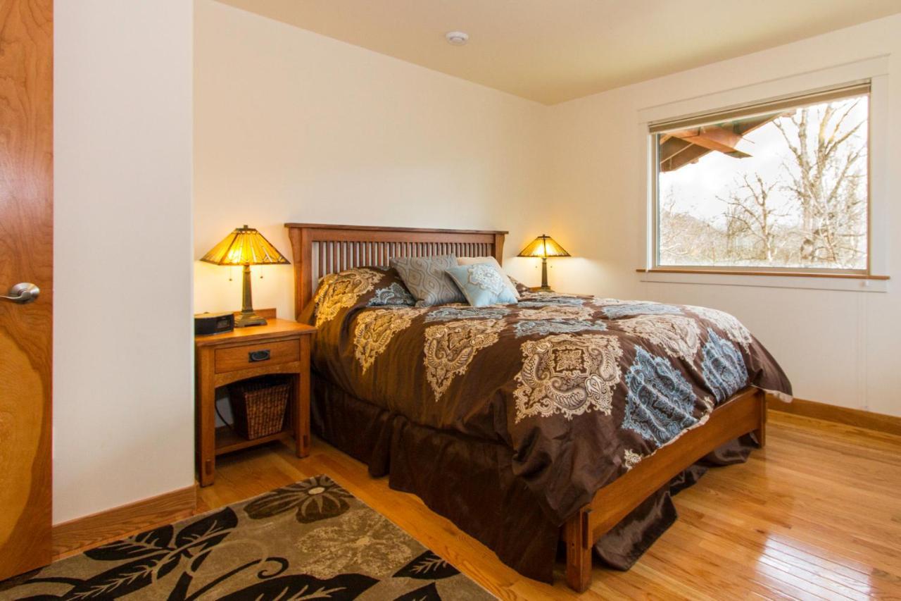 Eagle Peak Guesthouse Eagle River Extérieur photo