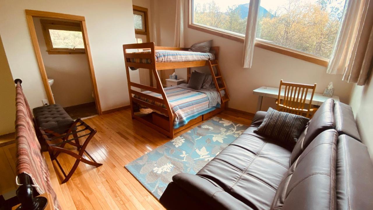 Eagle Peak Guesthouse Eagle River Extérieur photo