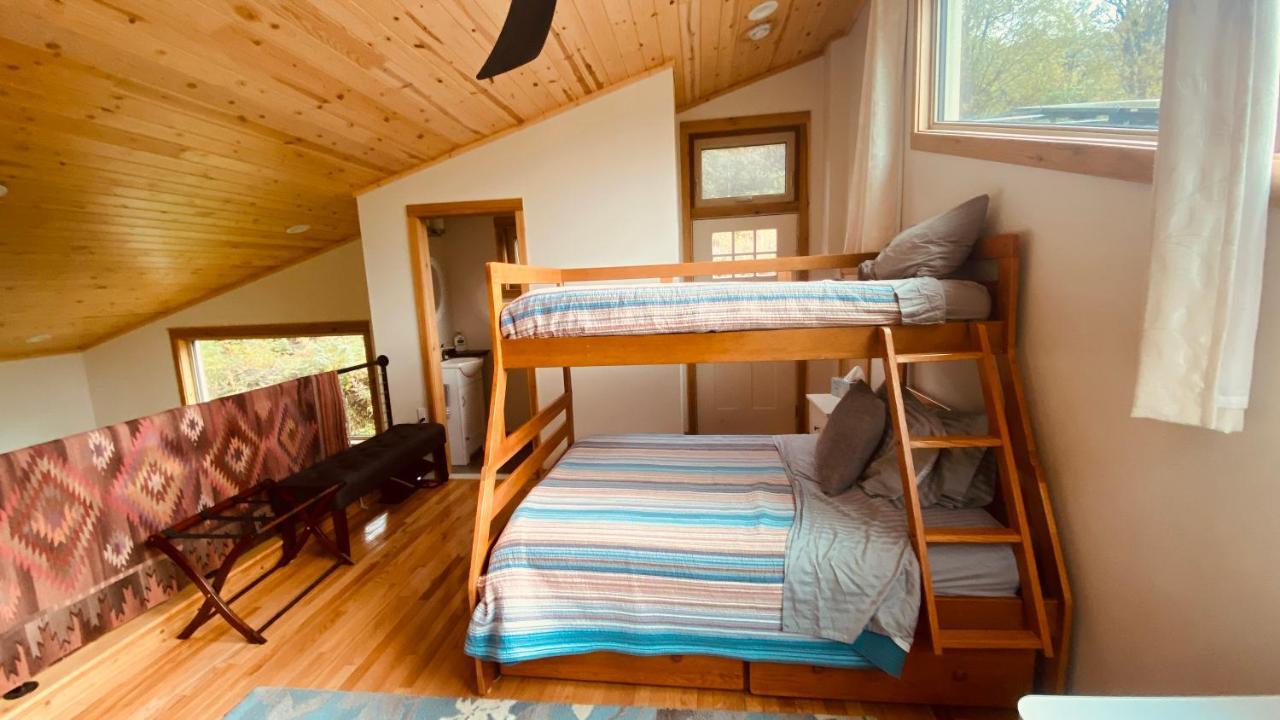 Eagle Peak Guesthouse Eagle River Extérieur photo